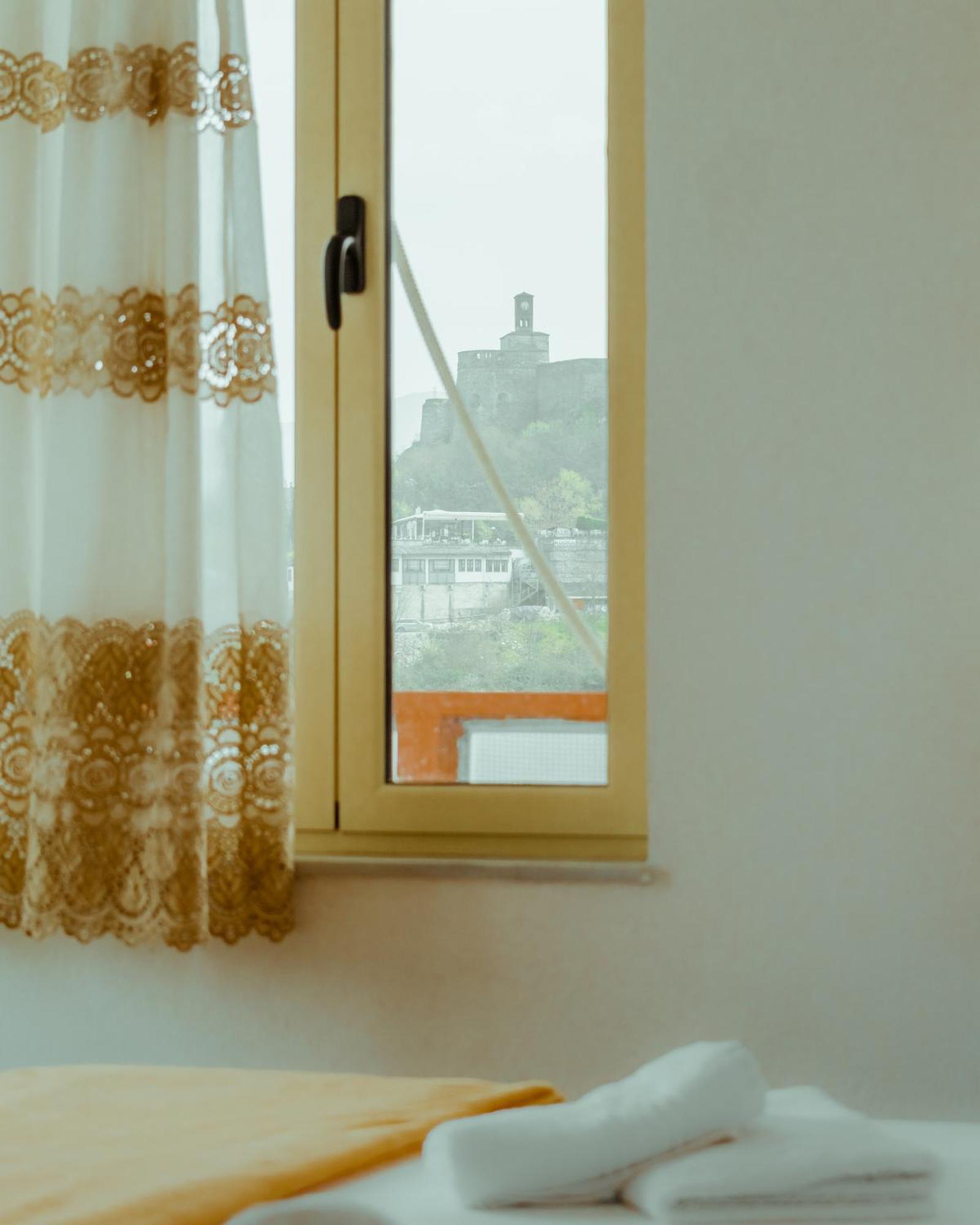 Guesthouse Shtino Gjirokastër Dış mekan fotoğraf